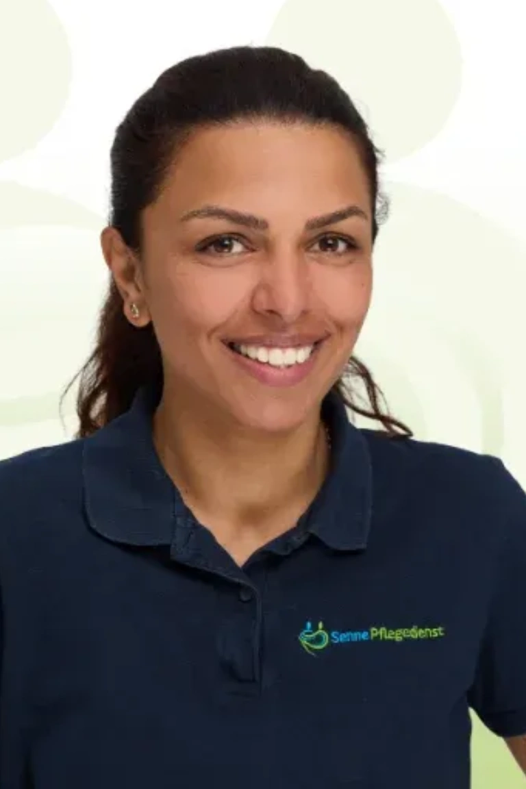 cropped-imgi_50_Senne_Pflegedienst_Baysoy_Manuela_2025_04_28_0760_cip_lw768