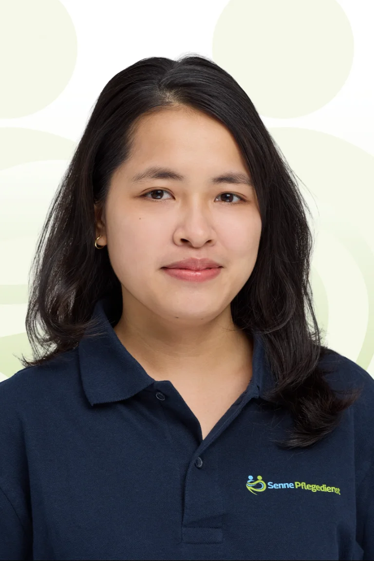 crop_1_Senne_Pflegedienst_Pham_Huyen_2025_11_26_1616_cip_pw768